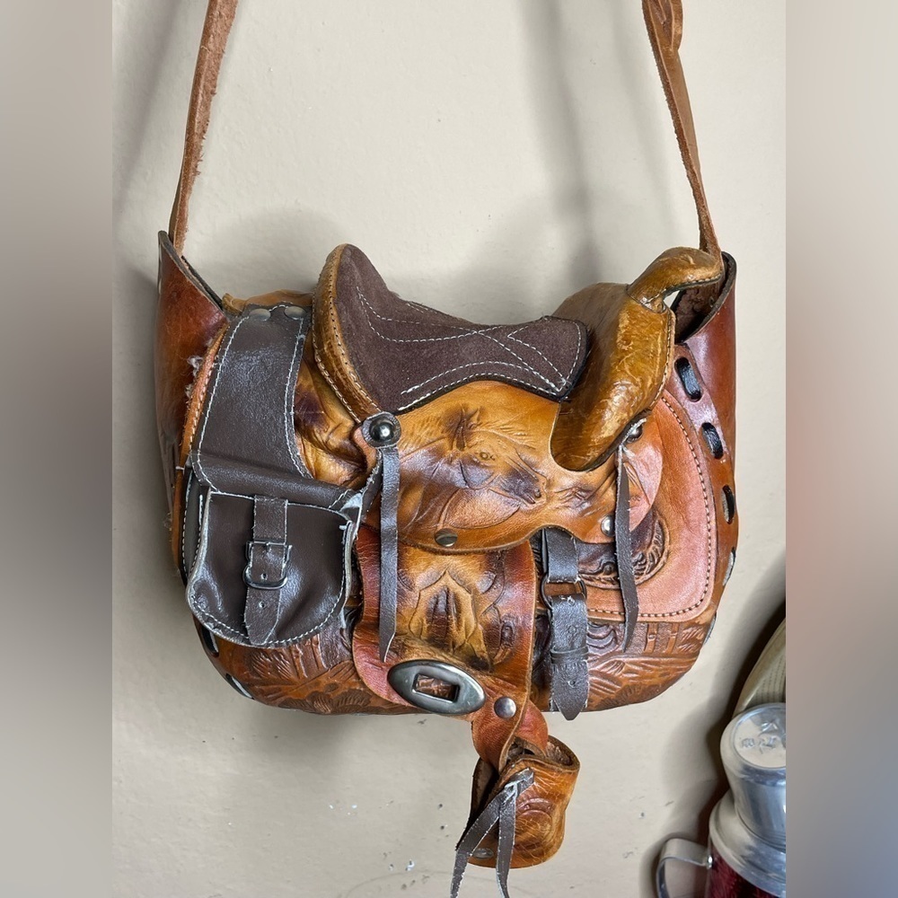 Brown Leather Stamped Novelty Western Cowgirl Cowboy Saddle Purse‌‌‌‌‌‌‌‌‌‌‌‌‌ - Picture 7 of 13